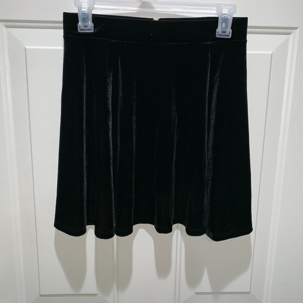 Velvet mini skirt
